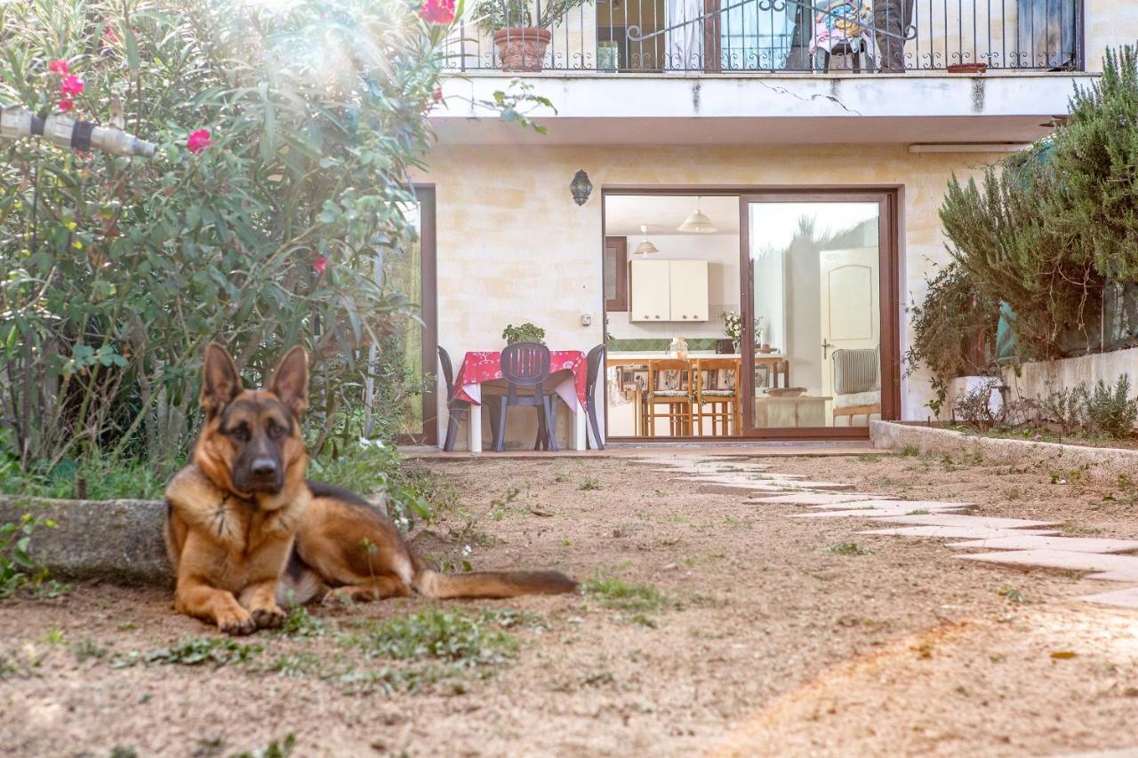 Relax Tra Terra E Mare Lägenhet Palau Exteriör bild