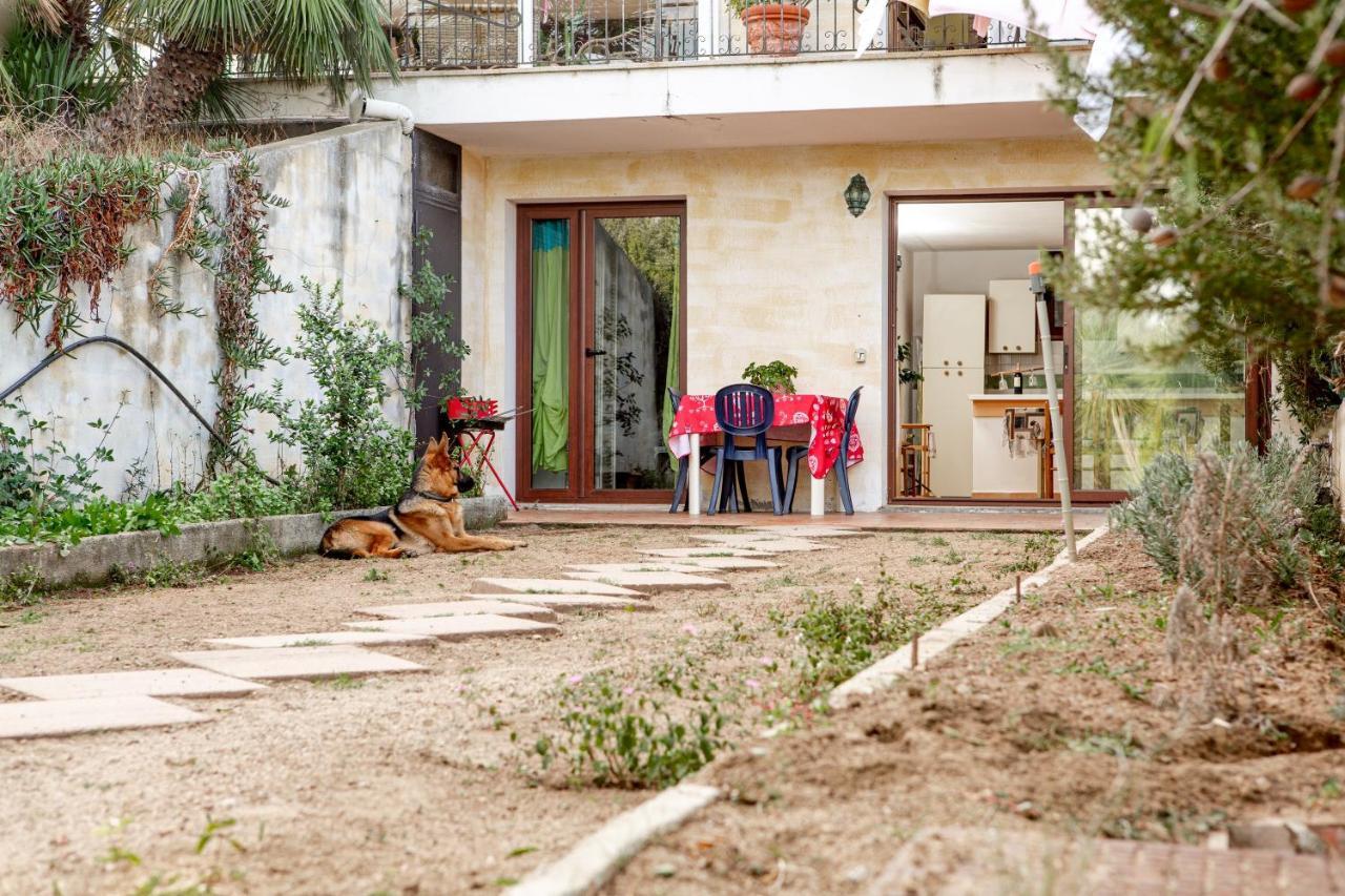 Relax Tra Terra E Mare Lägenhet Palau Exteriör bild